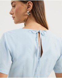 Atmos&Here - Maya Pin Tuck Top