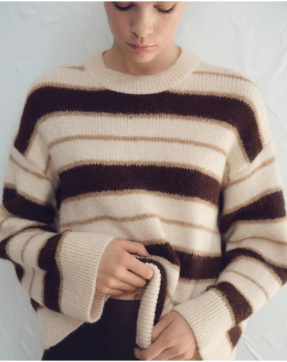 M.N.G - Nuevayol Sweater
