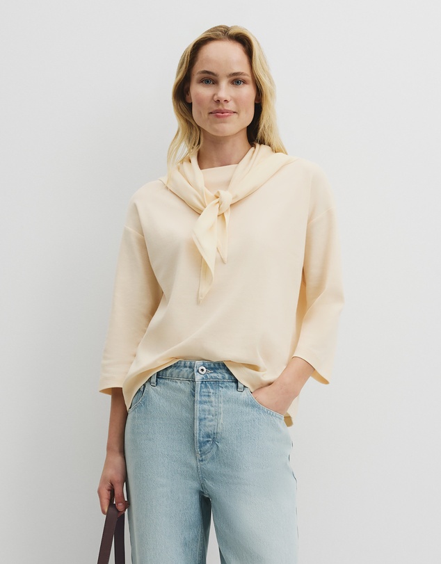 Country Road - Scarf Crop Sleeve T-shirt