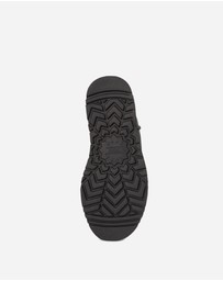 Ozwear Connection Uggs - Ugg Classic Platform Ultra Mini Boots (Water Resistant)