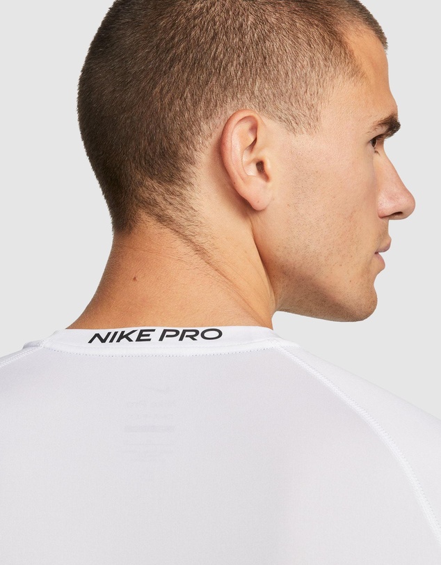 Nike - Nike Pro Dri-FIT Tight Long Sleeve Fitness Top
