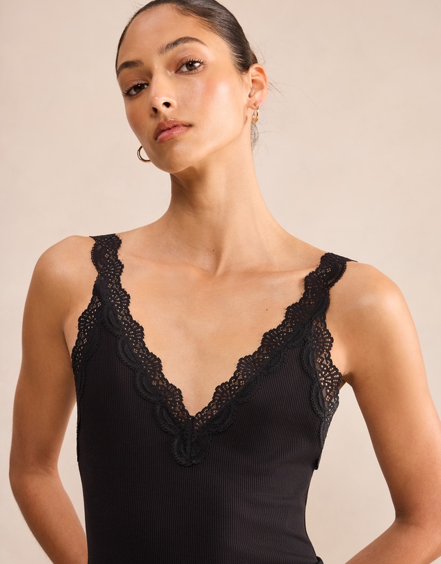 Forever New - Goldie Lace Trim Cami