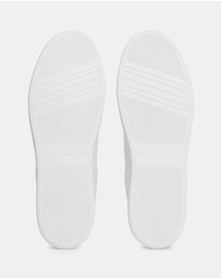 Tommy Hilfiger - Seren Flag Court Sneakers - Women's