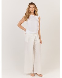Fate + Becker - Sandara Pant