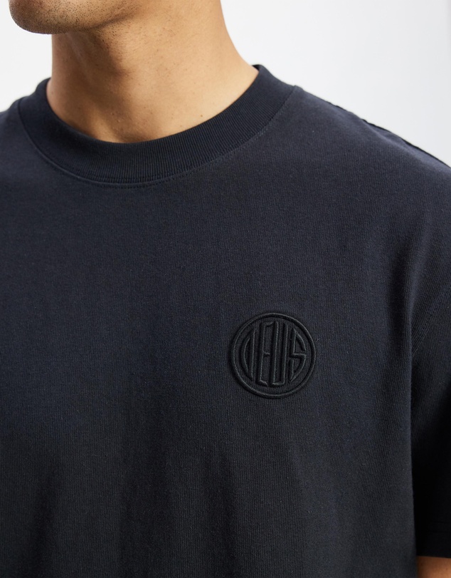 Deus Ex Machina - Pill Logo Tee