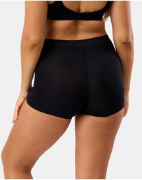 Hush Hush - Modal Short