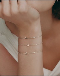SAINT VALENTINE - Pearl Letter Bracelet - Silver A
