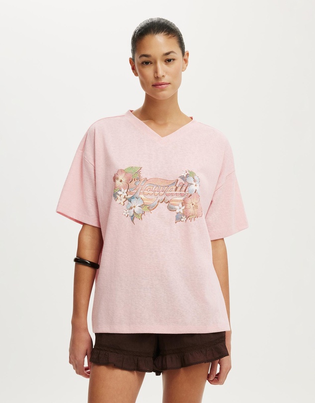 Cotton On - V Neck Vacay Graphic Tee