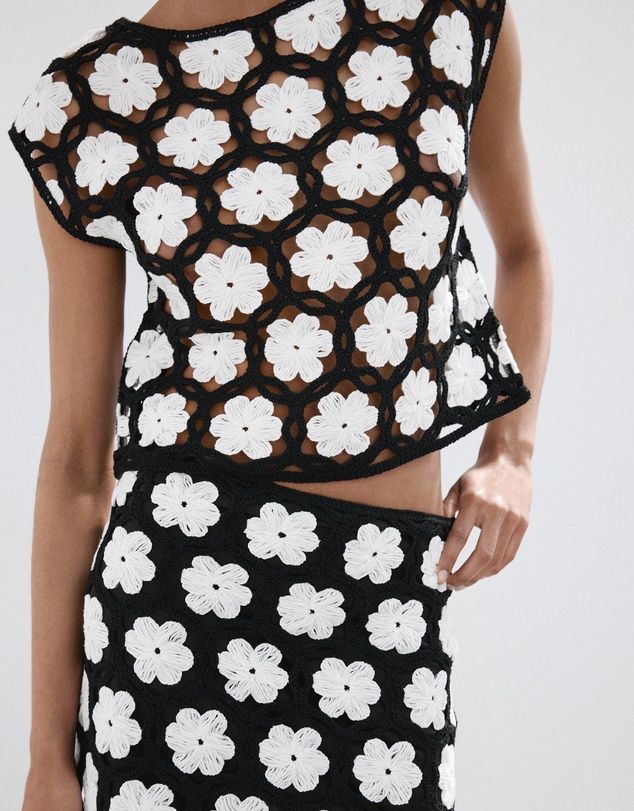 M.N.G - Crochet Floral Mini-Skirt