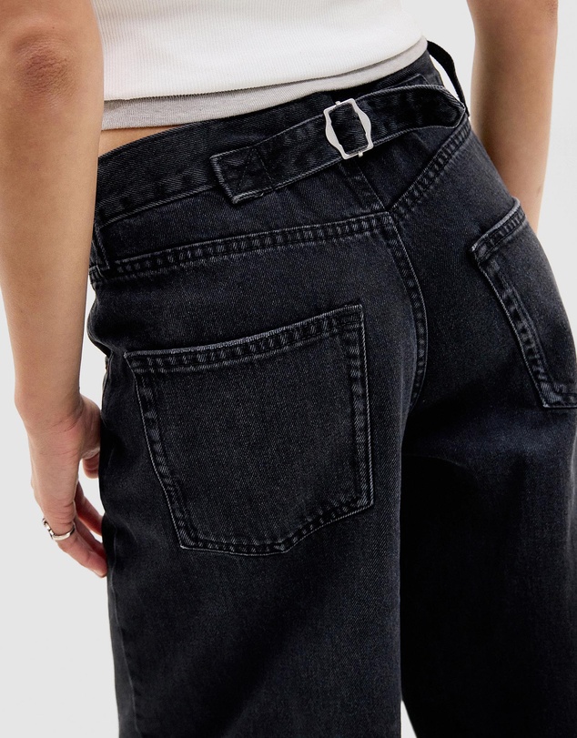 BDG By Urban Outfitters - Logan Jeans
