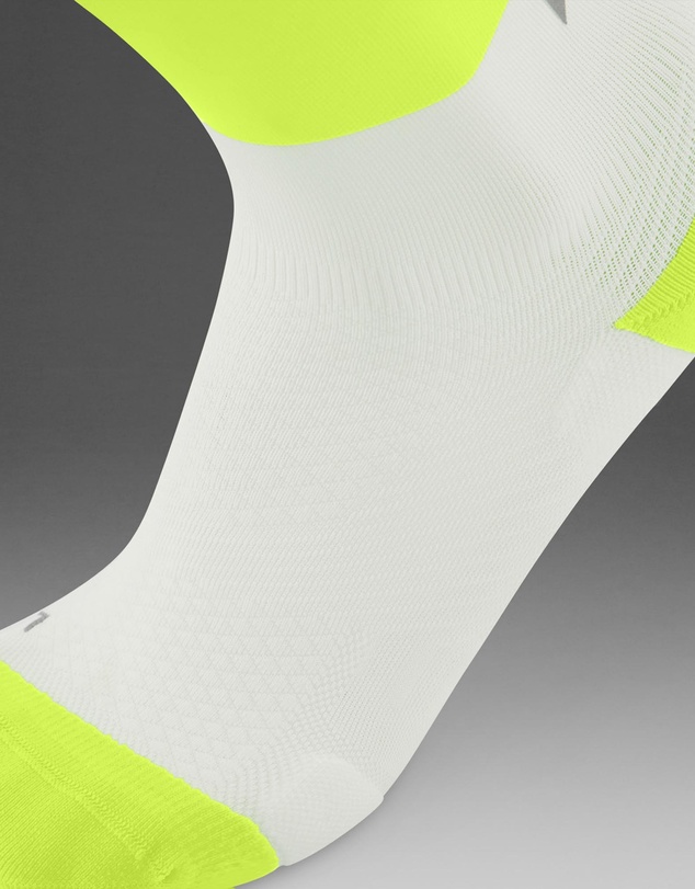 2XU - Vectr Reflective Crew Socks