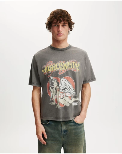 Cotton On - Cropped Fit Music T-Shirt