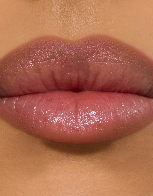 Yves Saint Laurent - YSL Lovenude Kiss Shaper