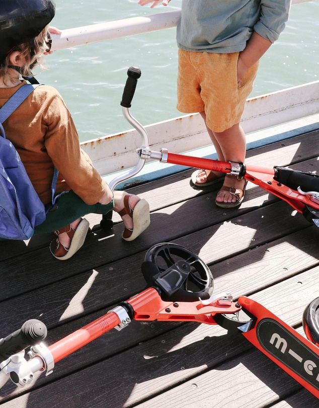 Micro Scooters - Micro Cruiser - 2 wheel folding kids Scooter