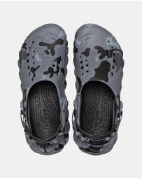 Crocs - Echo Clogs - Unisex