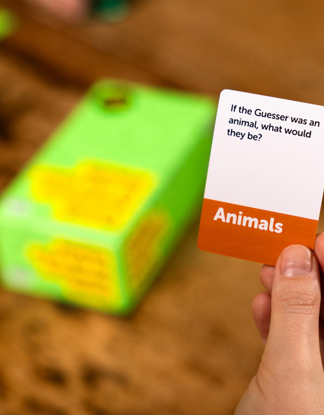 Asmodee - Dumb Questions To Ask Your Friends