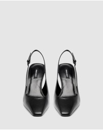 Nine West - Hahaha