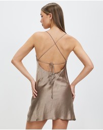 Third Form - Crush Bias Cowl Mini Slip