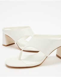 Dazie - Elodie Block Heel Thong Sandals