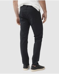 Rodd & Gunn - Gunn Straight Fit Jean Short Leg