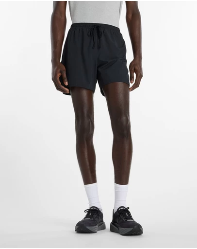 New Balance - RC Essential Shorts 5
