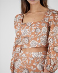 Amelius - Folklore Crop Top