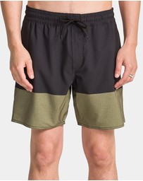 Volcom - Mens Manic Trunk 17