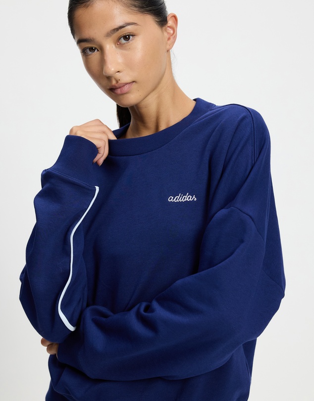 adidas Sportswear - Seasonal Essentials Colorpop Sweatshirt With Embroidered Graphic