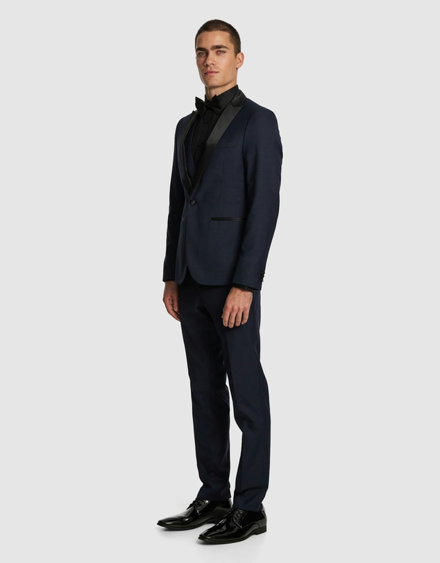 yd. - Casino Slim Tuxedo