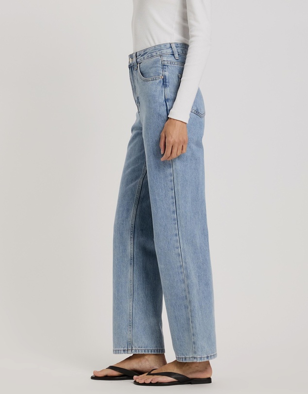 Atmos&Here - Mary Mid Rise Straight Leg Jeans
