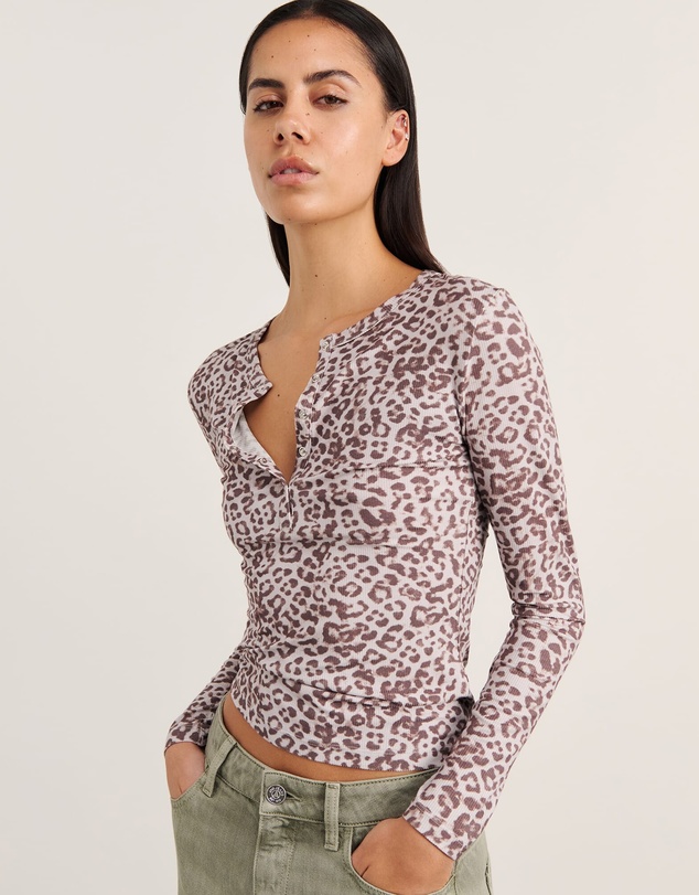 Jag - Celina Henley Top