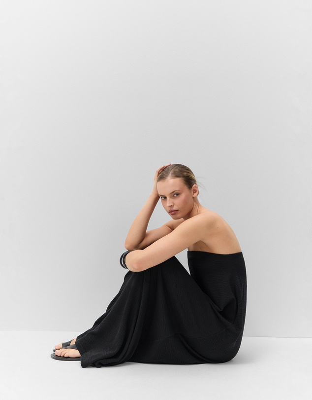 UNISON - Textured Strapless Balloon Dress