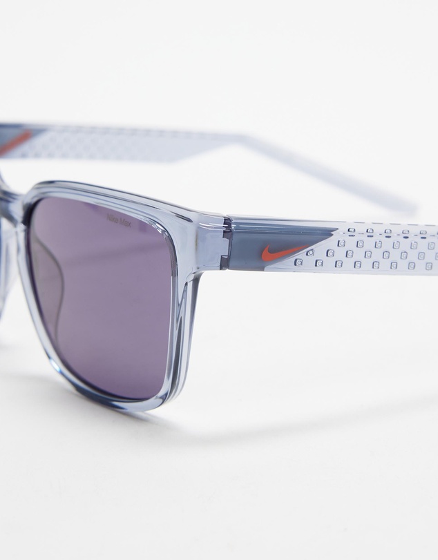 Nike - Sun Livefree Iconic EV24012