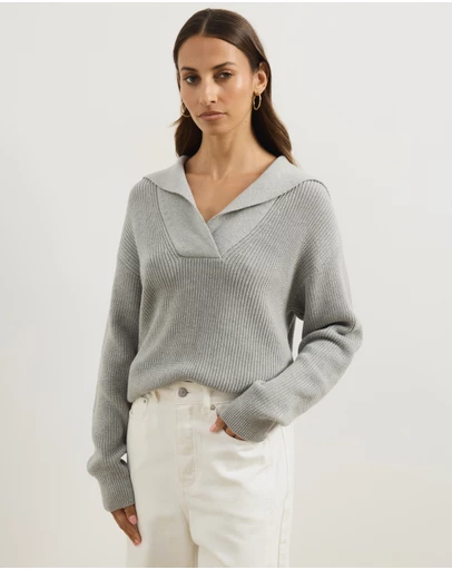 Atmos&Here - Natalie Oversized V-Neck Knit Jumper