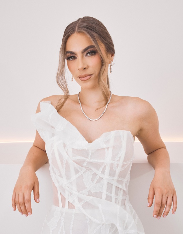The White Collection - Claire - Elegant Silver Bridal Necklace