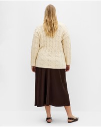 City Chic - Plus size Iris Cable Jumper - cream