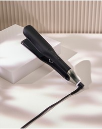 ghd - chronos max™ Wide Plate Hair Straightener in Black