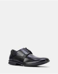 Hush Puppies - Carey