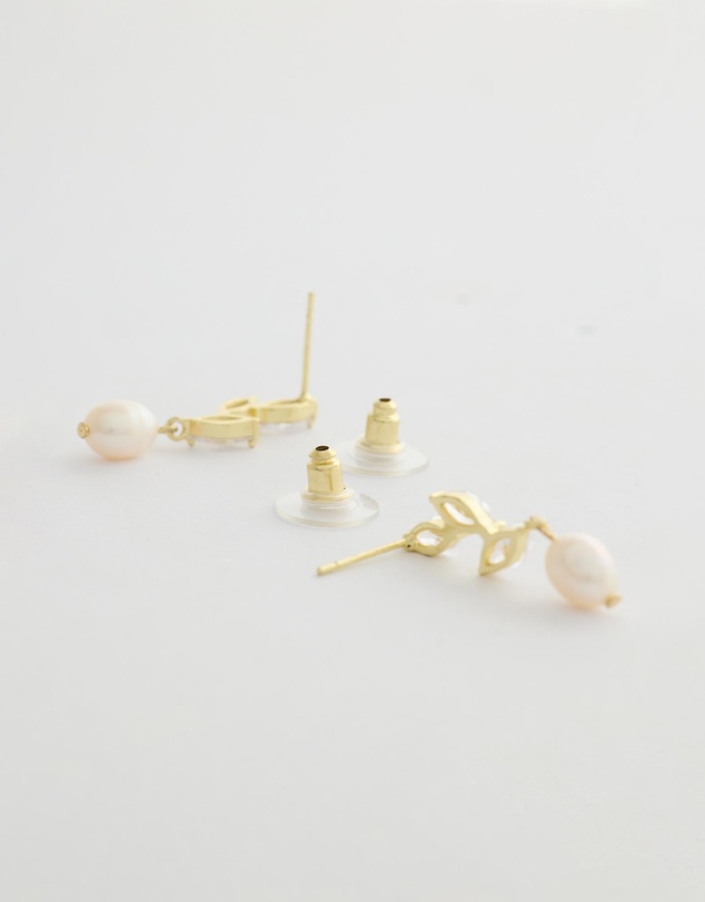 Moira Hughes - The White Label - Briar Pearl Drop Earrings