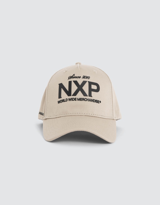 Nena & Pasadena - Essence Cap