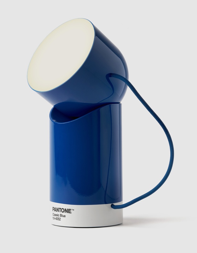 Lexon - Lexon Orbe Portable Led Lamp With Moving Head PANTONE - Classic Blue