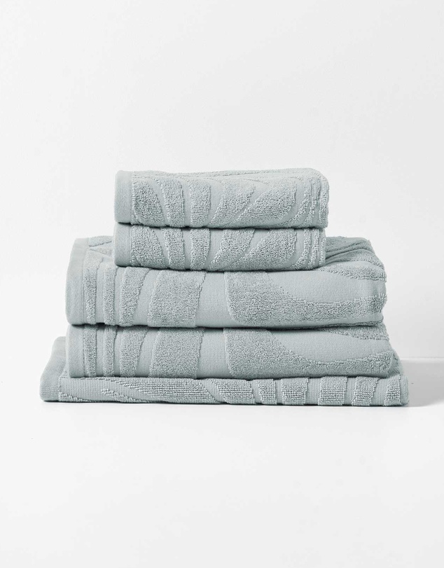 Aura Home - Wave Bath Towel Set