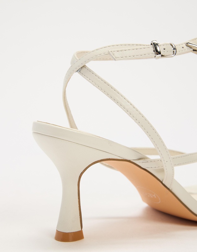 AERE - Amelia Leather Thong Heels - Women's