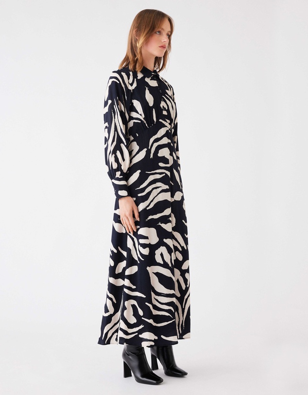 Esmaee - Soiree Dress