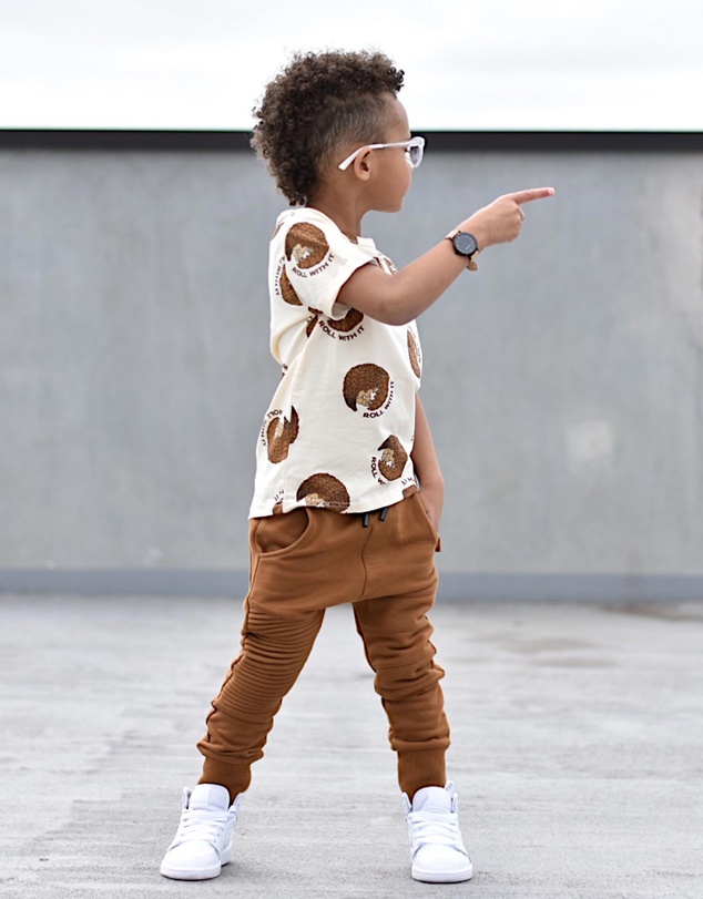 OOVY - Pangolin Roll With It Tee