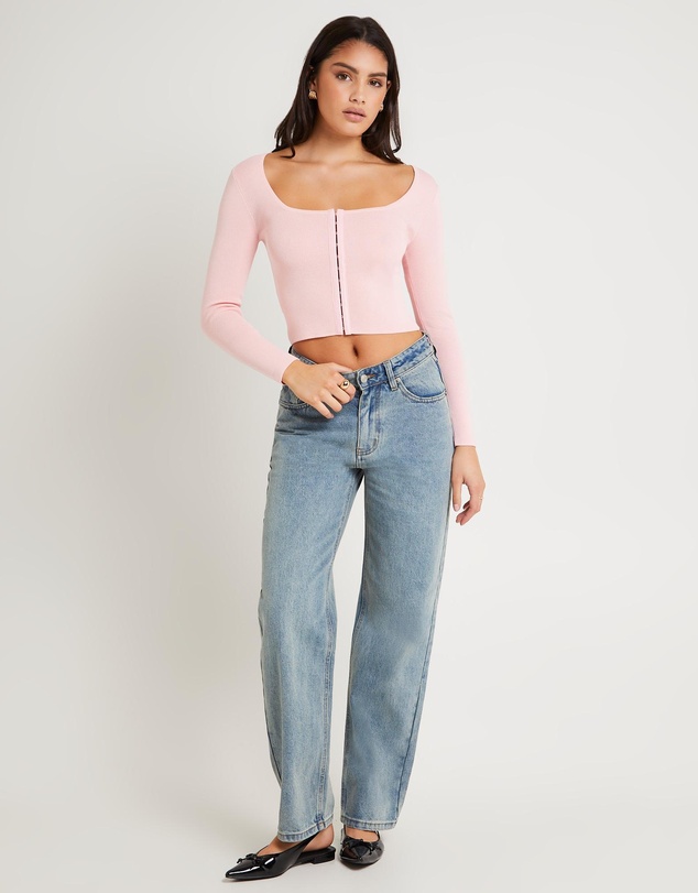 Alice In The Eve - Quinn Hook & Eye Long Sleeve Knit Top