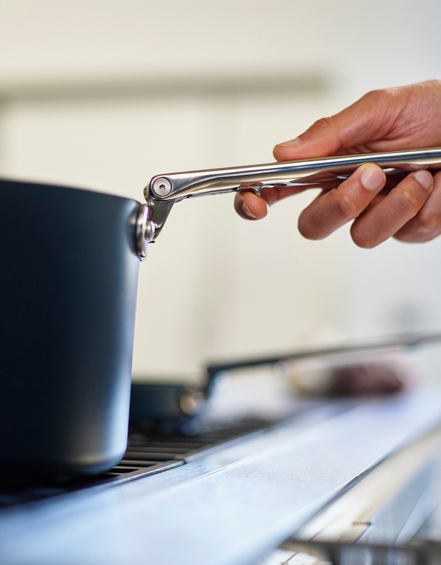 Joseph Joseph - Space Non-stick Saucepan with Folding Handles and Lid - 15 cm