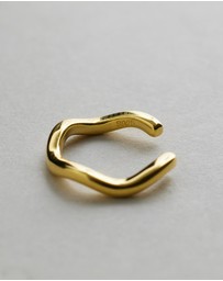 SAINT VALENTINE - Vera Wave Ear Cuff - Gold