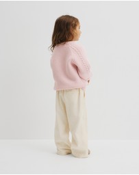 Country Road - Cable Knit