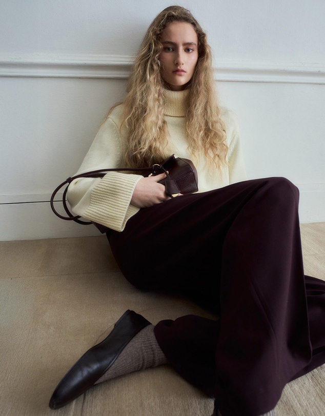 M.N.G - Wide-Leg Mid-Rise Pleated Trousers